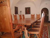 Konšelský nábytek realizováno pro Městský úřad Valašské Meziříčí (10)